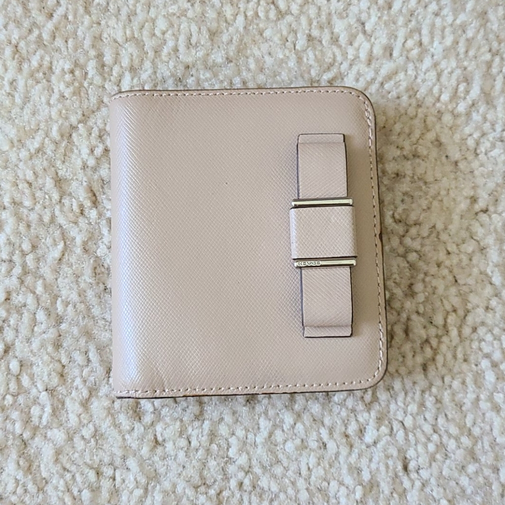 Coach beigebow detailed wallet